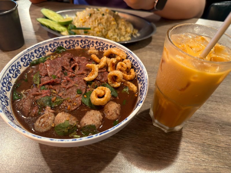 在中环吃和牛船面