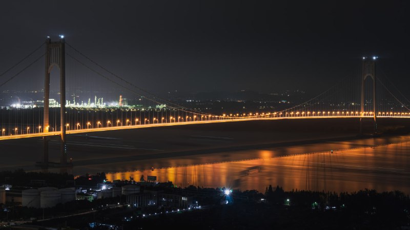 #光与影每次拍夜景的时候都会感觉半幅不太够用#光与影每次拍夜景的时候都会感觉半幅不太够用