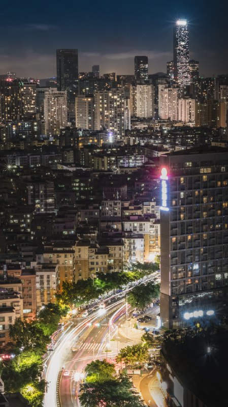 可能是离开中转酒店前的最后一张作为爬楼佬很满足了（上传到 unsplash 发现照片放在一起效果还是很好的）#光与影可能是离开中转酒店前的最后一张作为爬楼佬很满足了（上传到 unsplash 发现照片放在一起效果还是很好的）#光与影