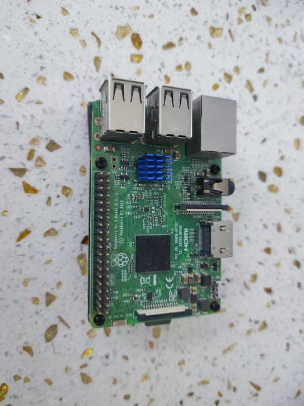 服役三年的树莓派3B+可以退休了折腾了一天的电子垃圾，把破工控机搞好了