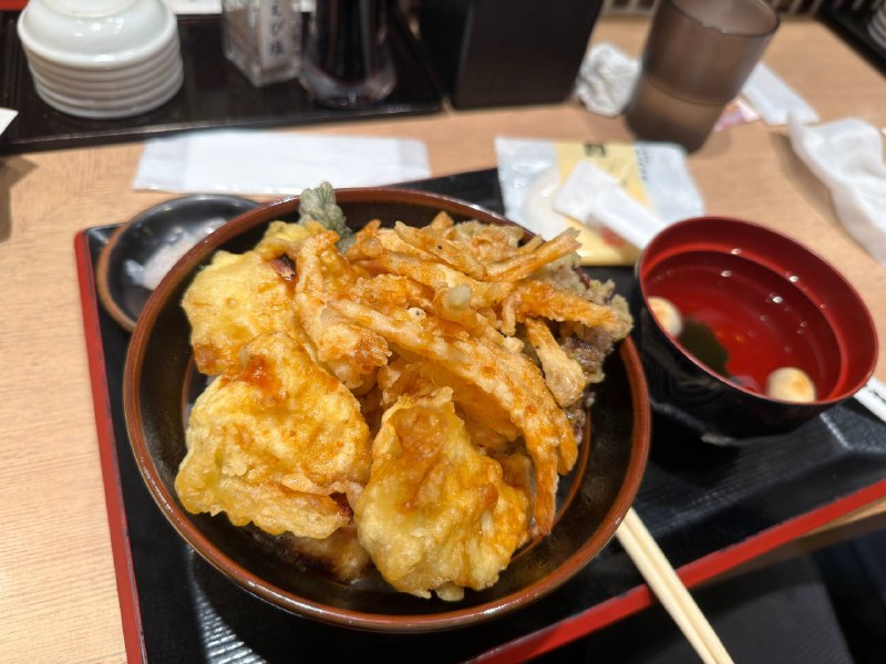 白えび天丼全日本唯二的店，在富山駅白えび天丼全日本唯二的店，在富山駅