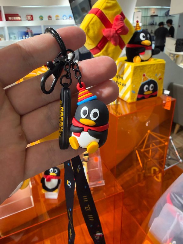 再版的偷感鹅好可爱再版的偷感鹅好可爱