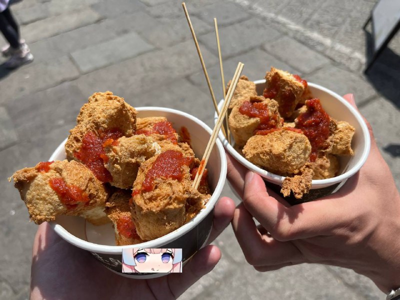 和熊熊的贴贴，美好五一结束了🥰和熊熊的贴贴，美好五一结束了🥰