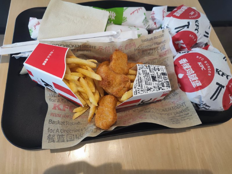 Steven的什么都是假的，但是KFC是真的香#Steven今天吃什么