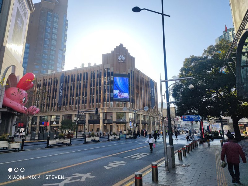 Apple StoreSamsung华为Apple StoreSamsung华为