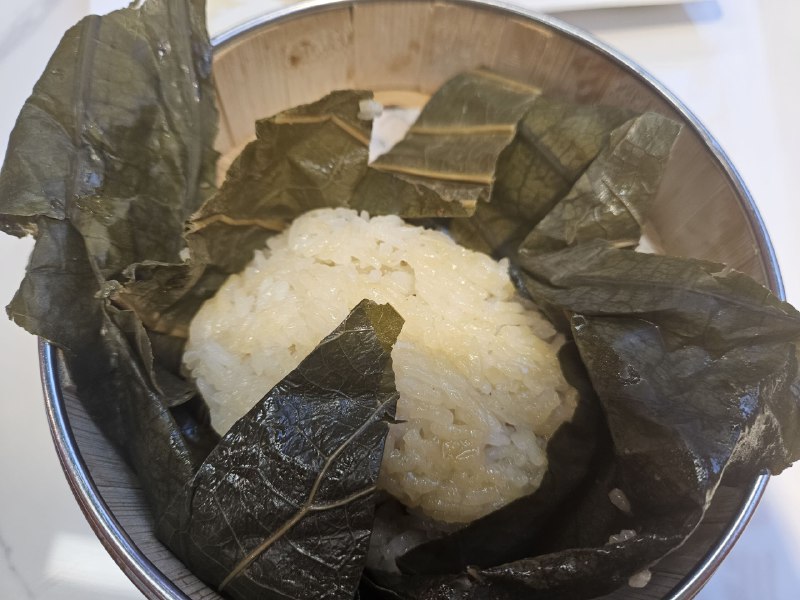 骑了十几分钟跑出来吃肠粉，量也太少了骑了十几分钟跑出来吃肠粉，量也太少了